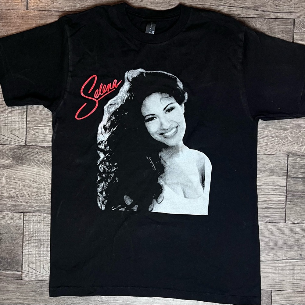 Black Graphic T-Shirt with Selena Quintanilla Print